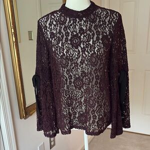Loft Lace Top in Deep Purple